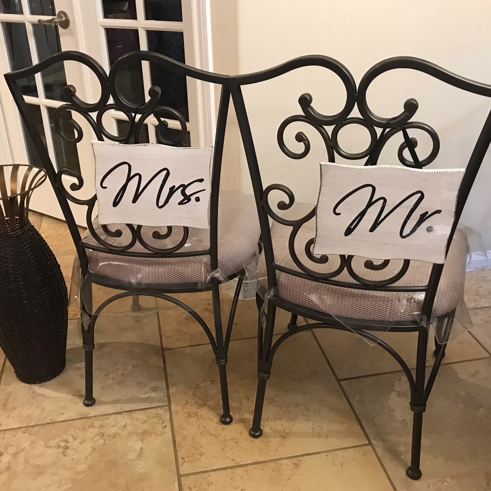 Wood Mr. & Mrs. signs-includes both for the set